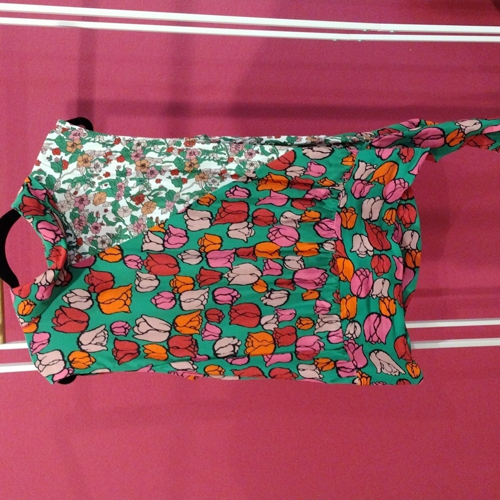 Finery London Farrance Mixed Floral Tie Side Top. EUC. size UK 16